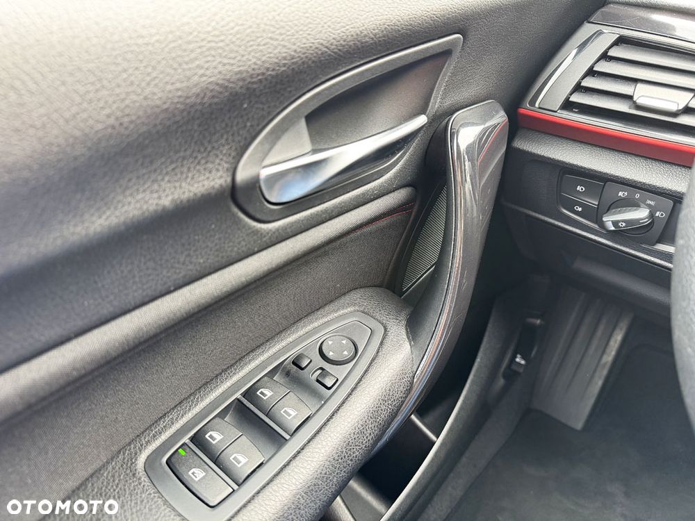 BMW Seria 1 116i Sport Line - 21