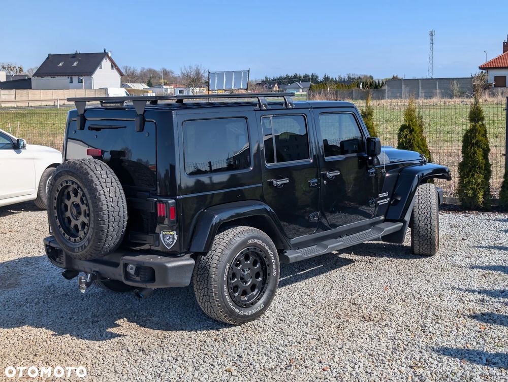 Jeep Wrangler - 12