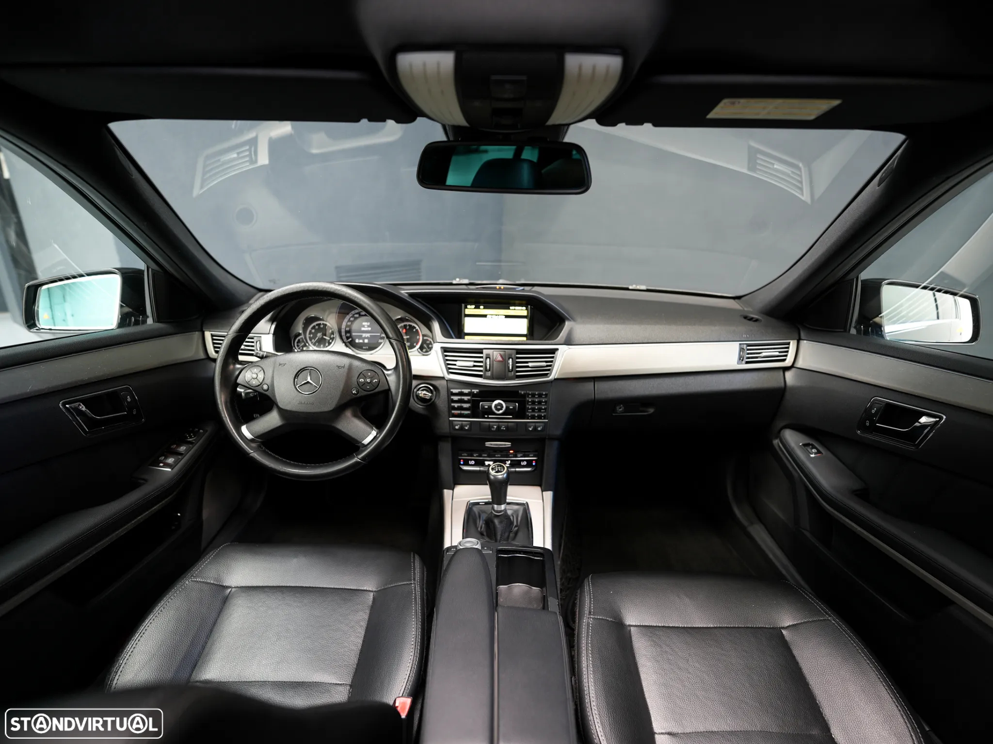Mercedes-Benz E 250 CDi Avantgarde BlueEfficiency - 16