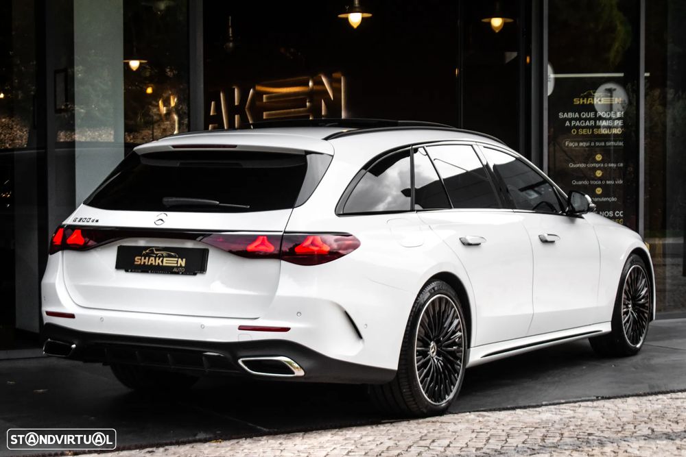 Mercedes-Benz E 300 de AMG Line - 4