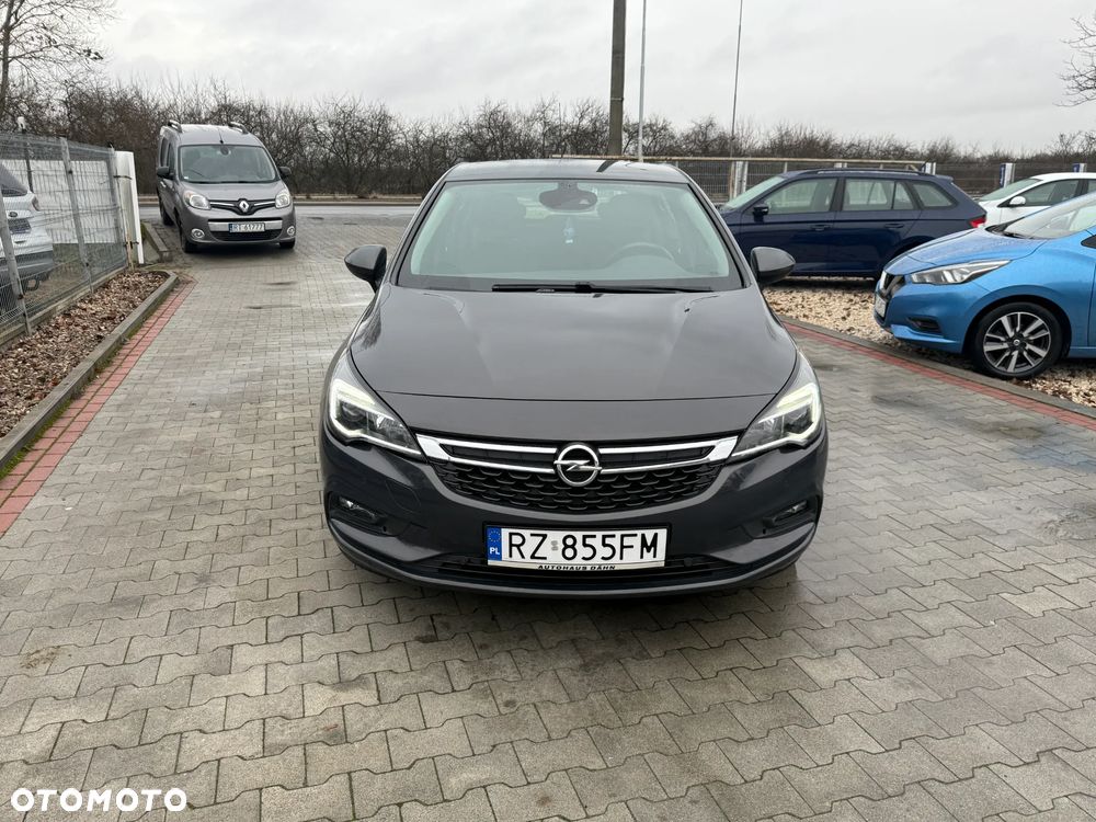 Opel Astra 1.4 Turbo Innovation - 11