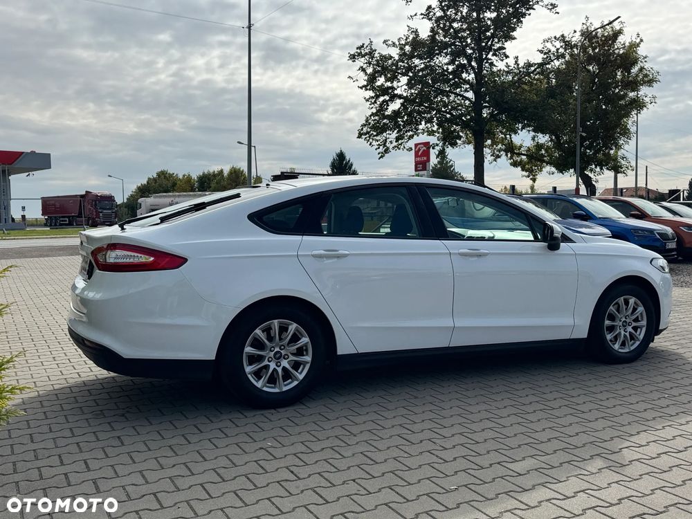Ford Mondeo 2.0 TDCi Ambiente PowerShift - 9