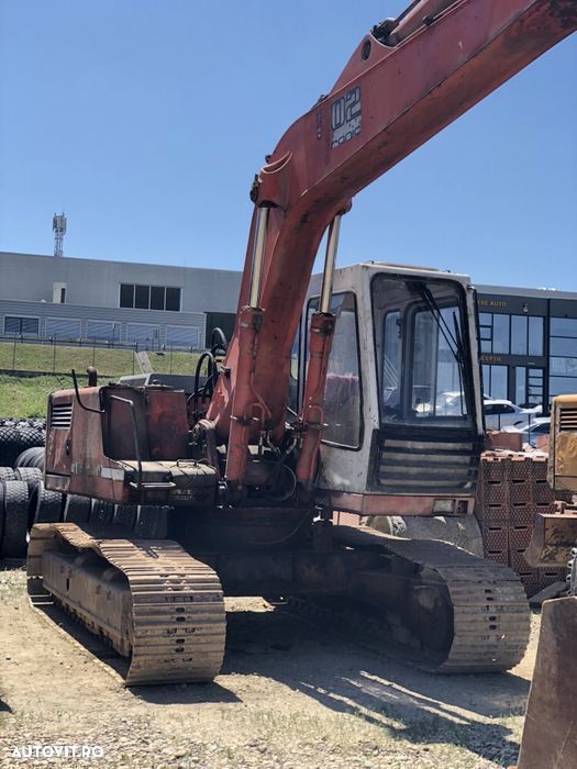 Dezmembrez excavator pe senile liebherr r902 - 1