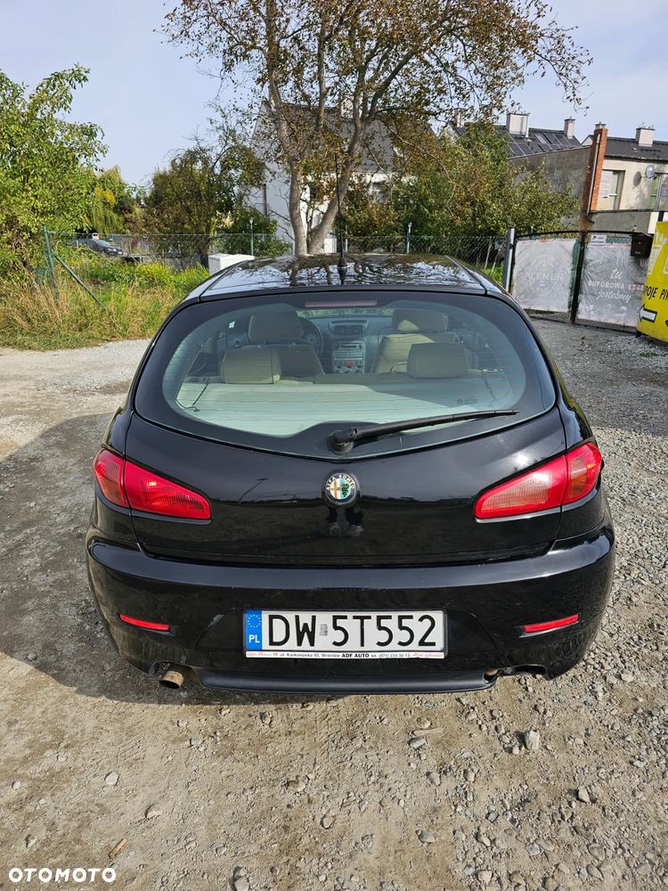 Alfa Romeo 147 - 6