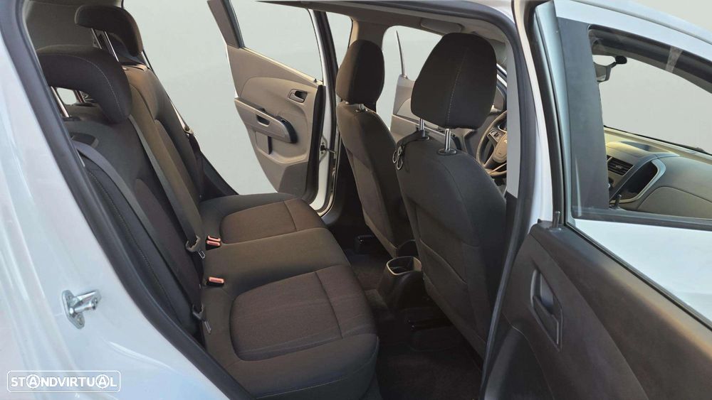 Chevrolet Aveo 1.3 VCDi LTZ - 12