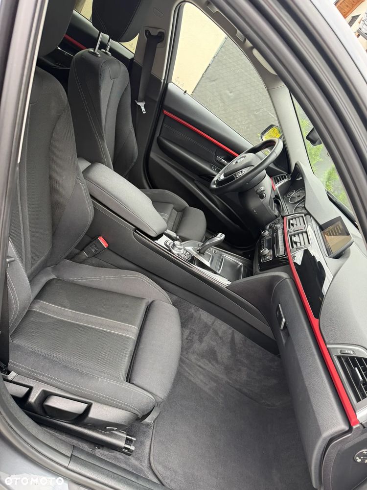 BMW Seria 3 318i GPF Sport Line - 10