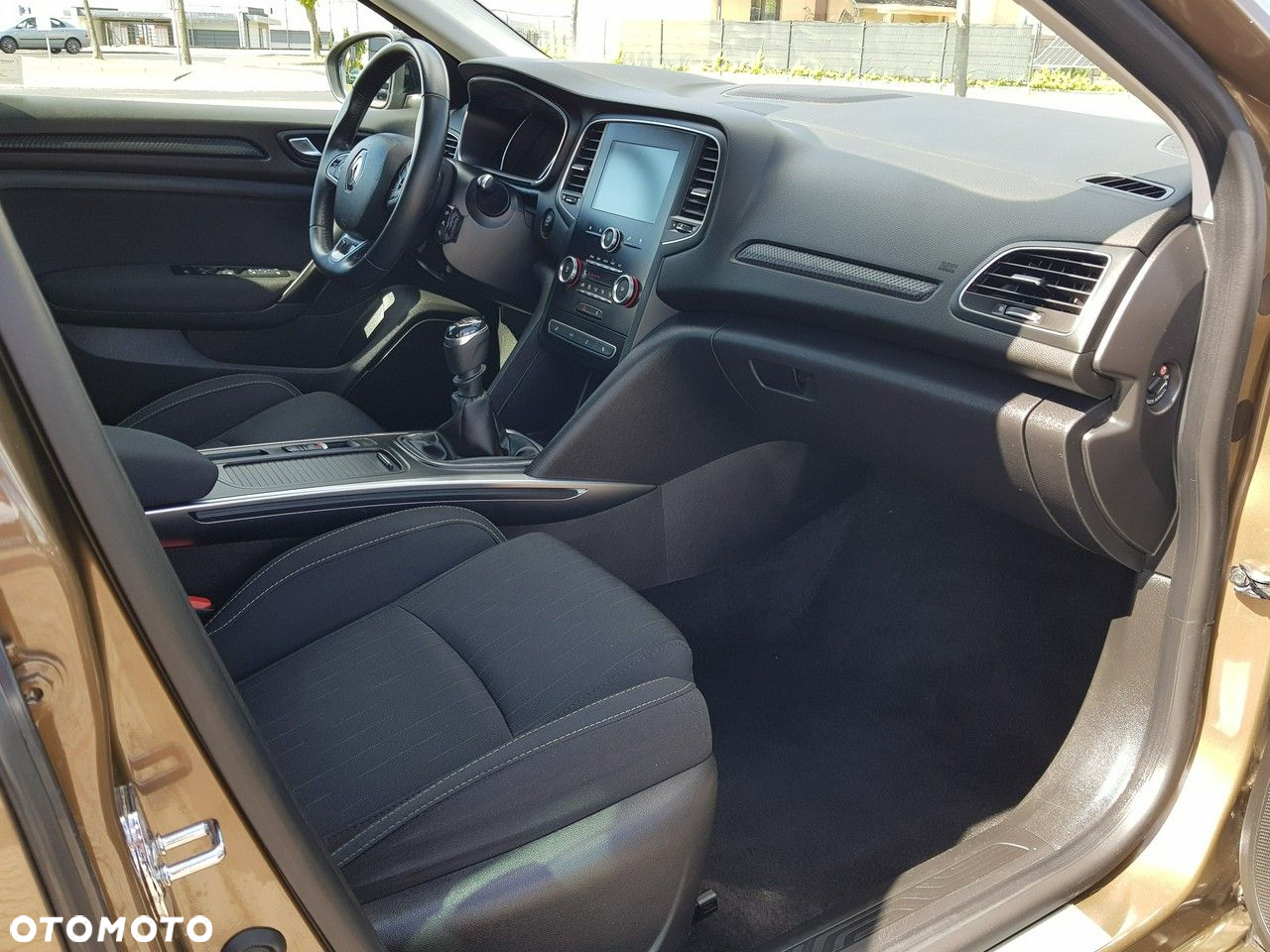 Renault Megane Grandtour TCe 115 GPF LIMITED - 16