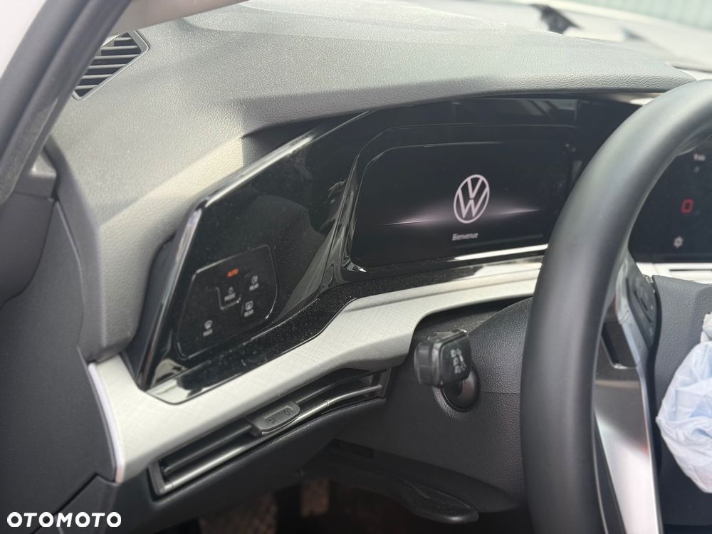 Volkswagen Golf - 17