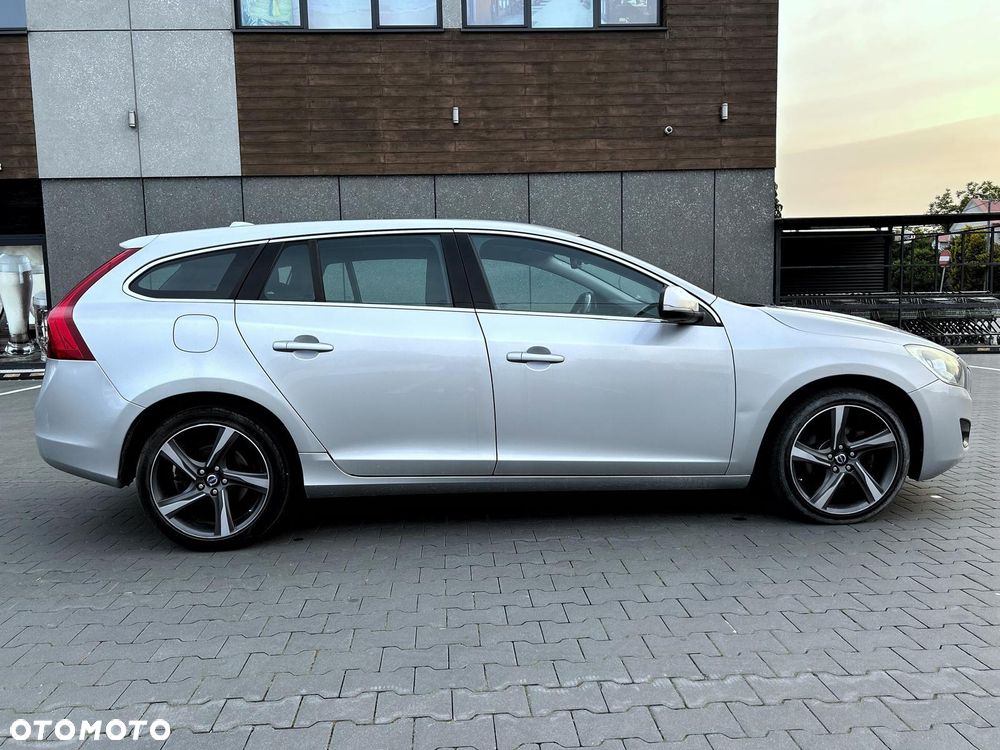 Volvo V60 2011 photo 3