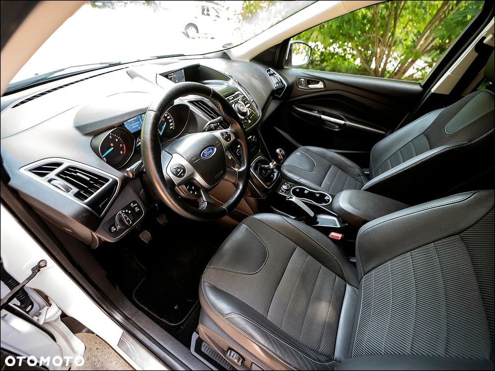 Ford Kuga - 6