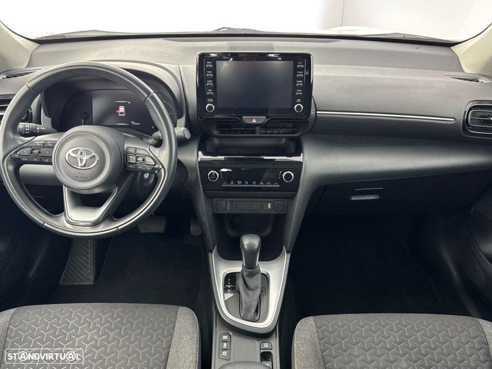 Toyota Yaris Cross 1.5 HDF Comfort Plus AWD - 10