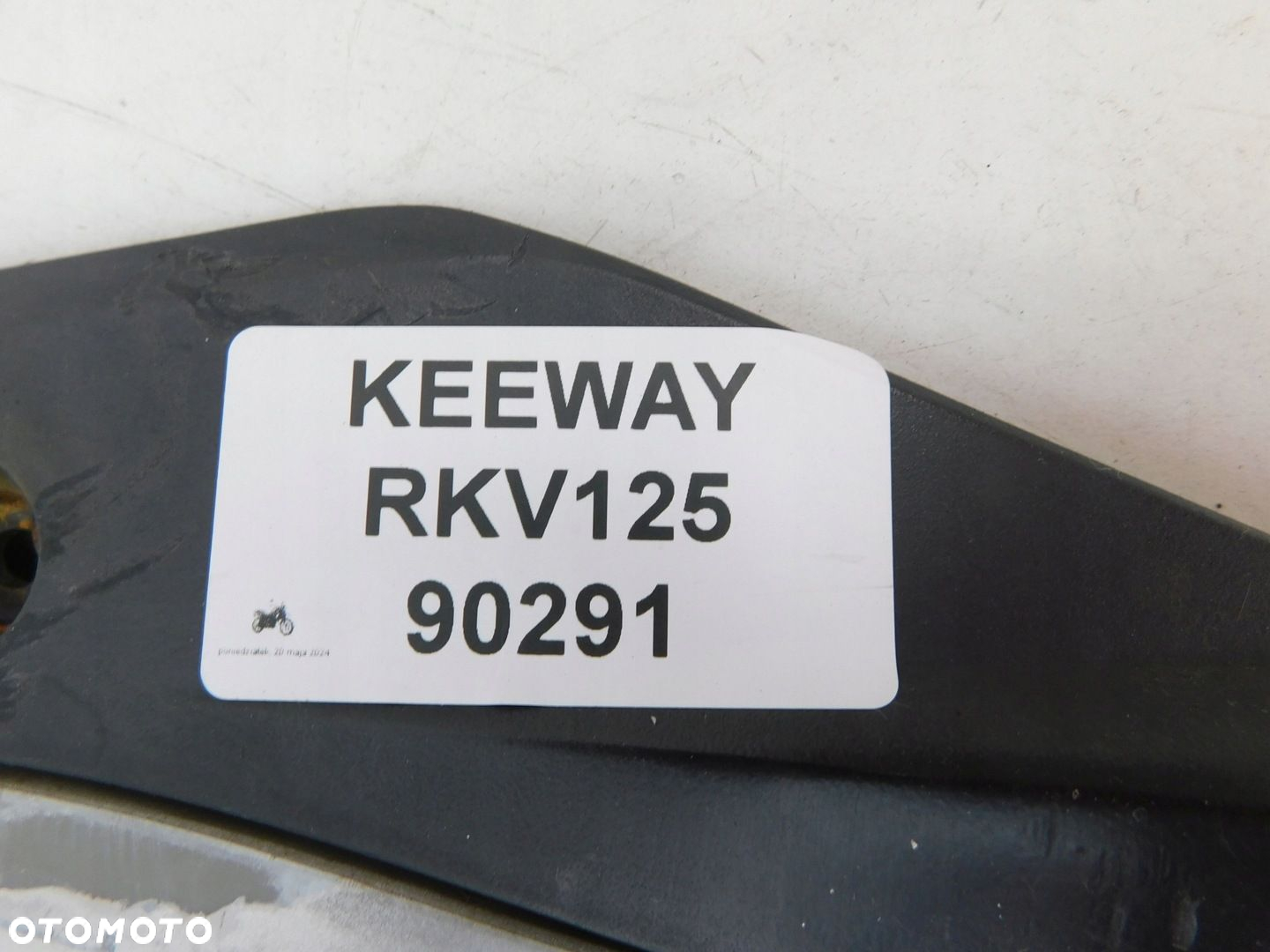 KEEWAY RKV 125 WYPEŁNIENIE PRAWE - 6