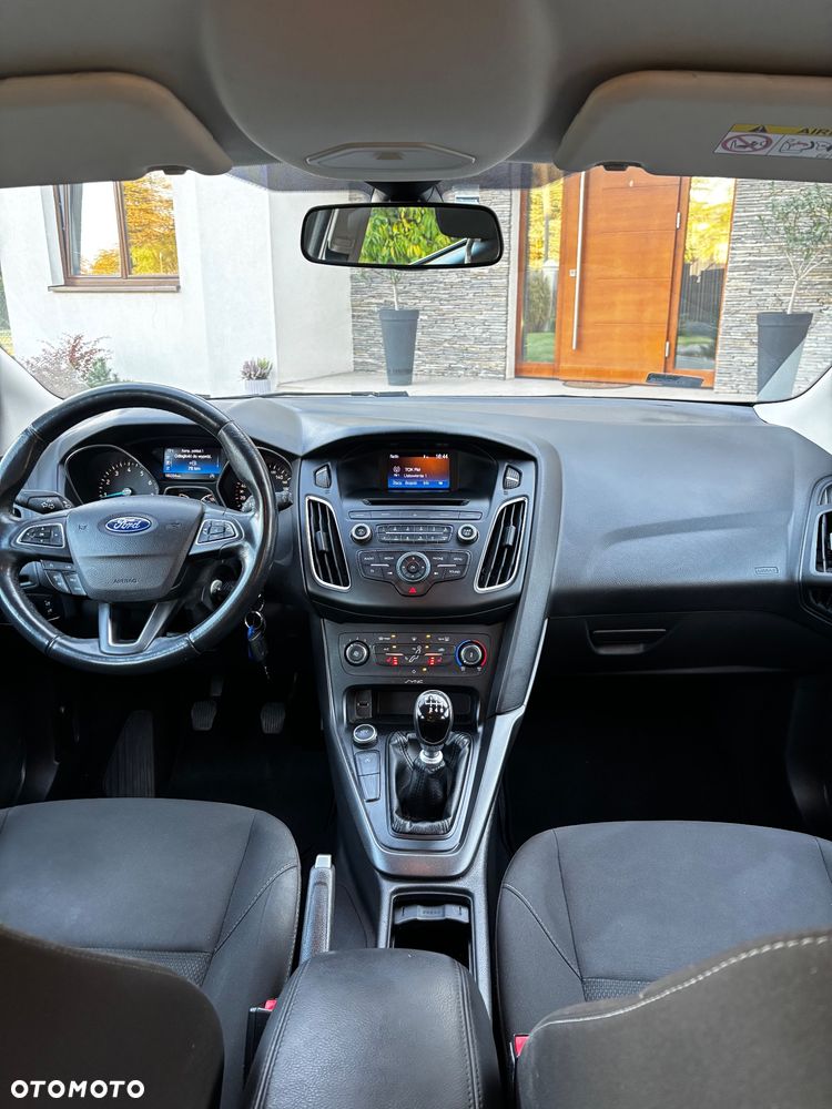 Ford Focus - 13