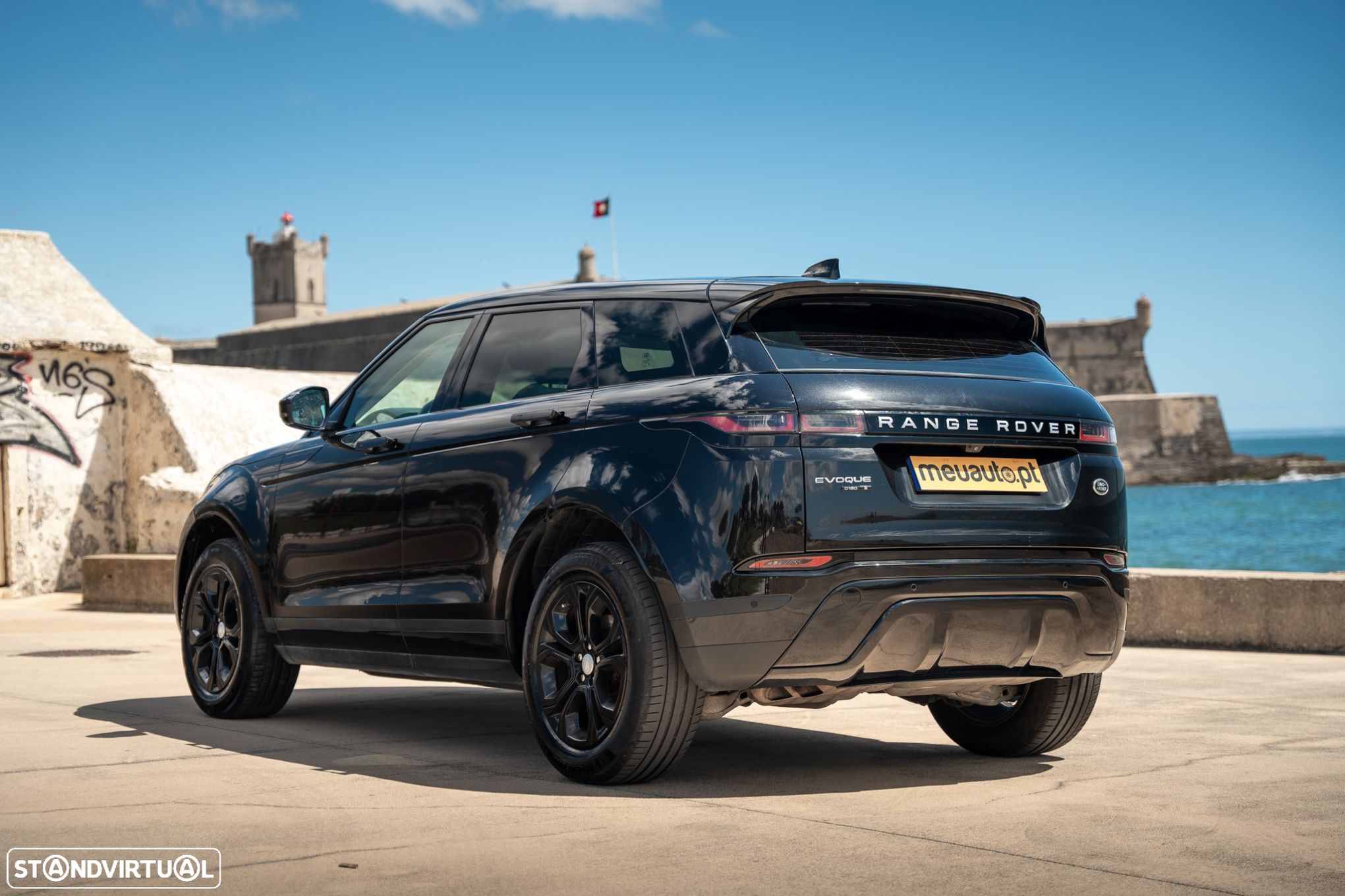 Land Rover Range Rover Evoque 2.0 D150 AWD SE Auto - 6