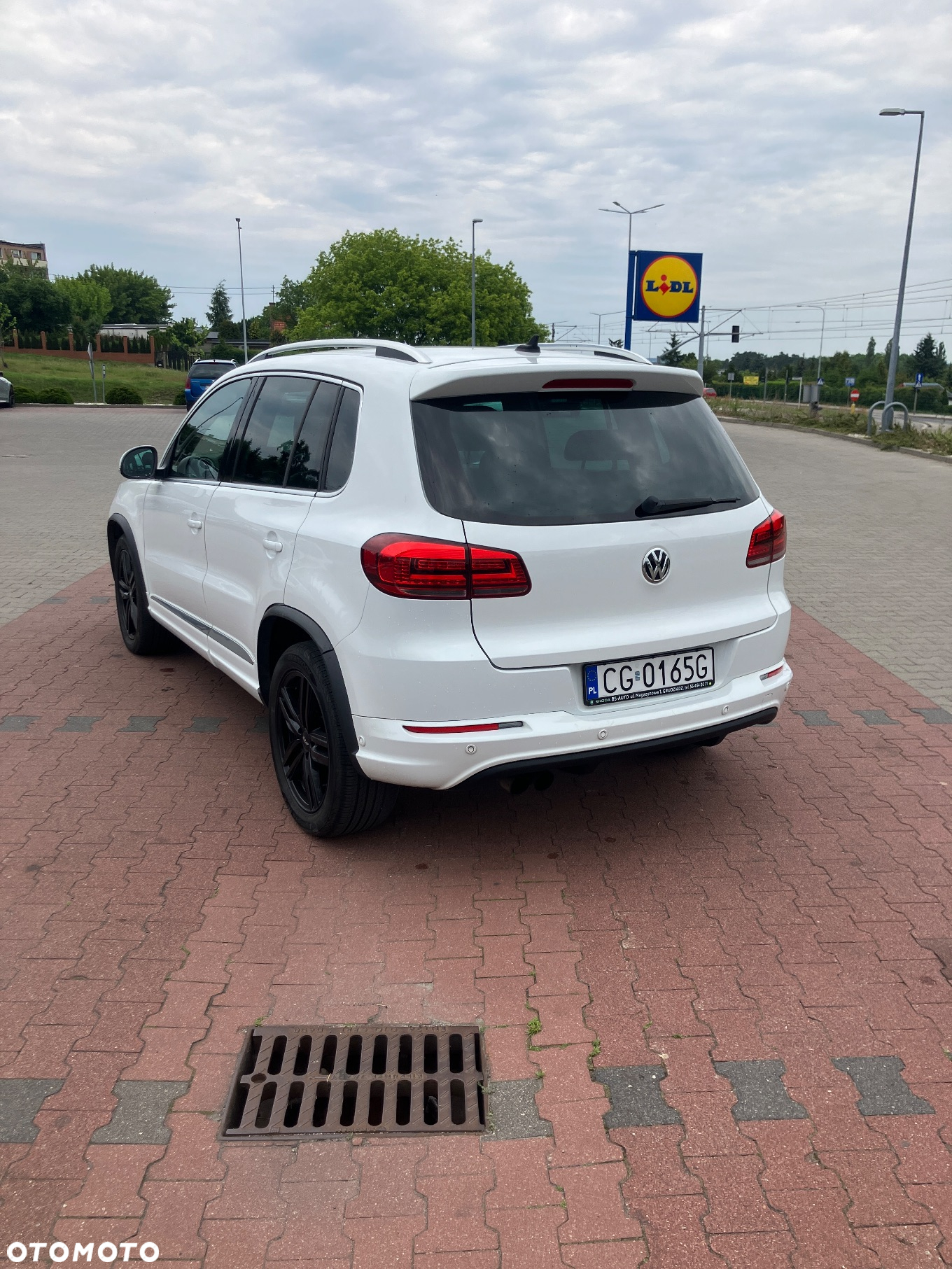 Volkswagen Tiguan 2.0 TSI 4Mot R-Style DSG - 8