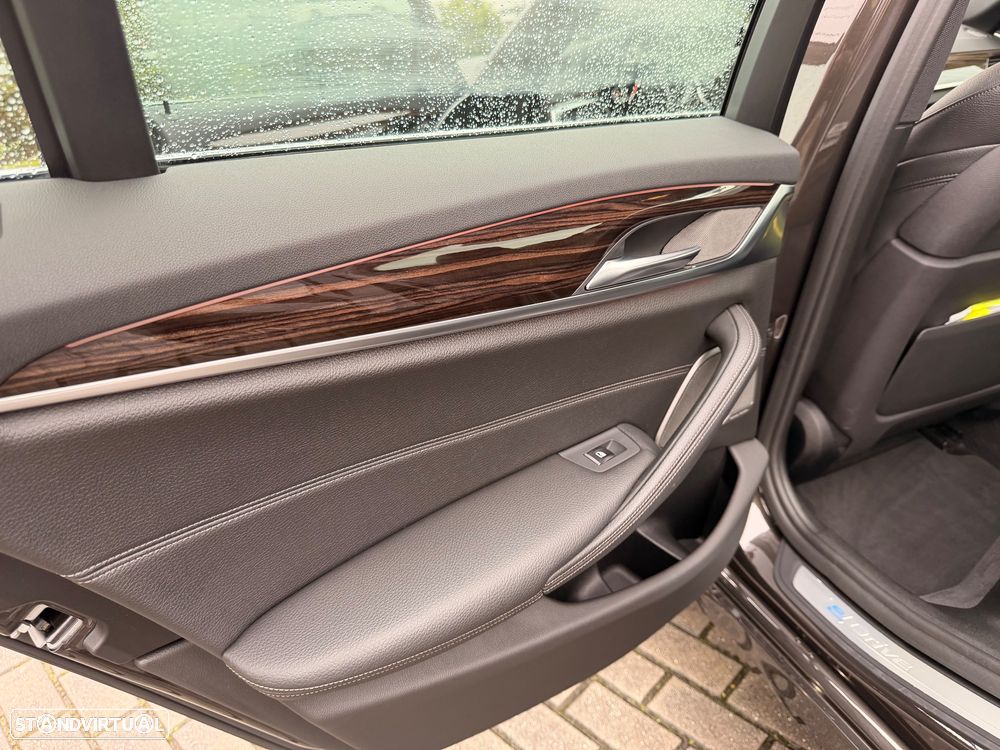 BMW 530 e iPerformance Line Sport - 17