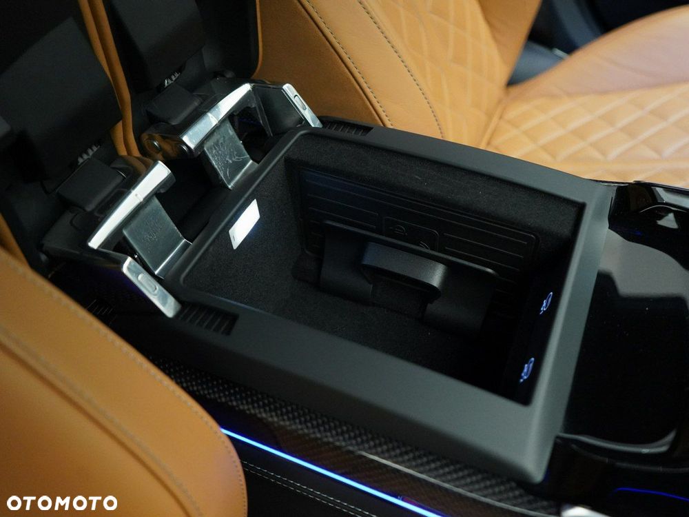 Audi A8 - 24