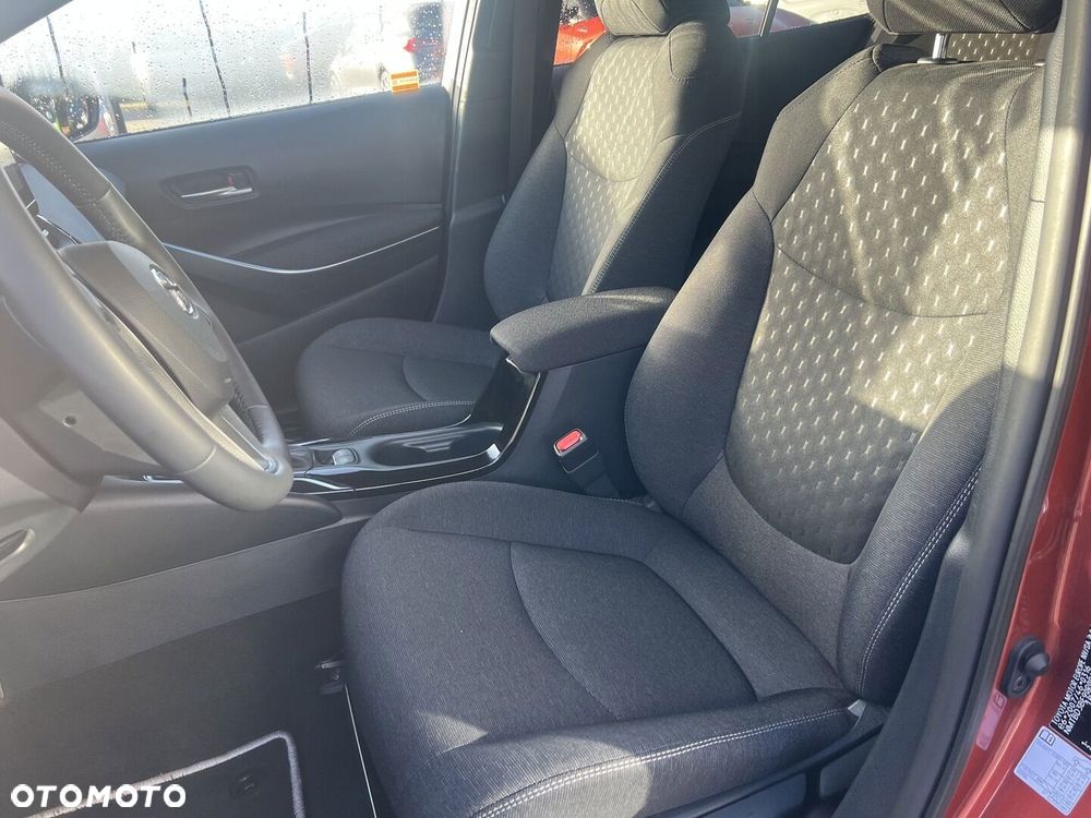 Toyota Corolla 1.8 Hybrid Style - 11