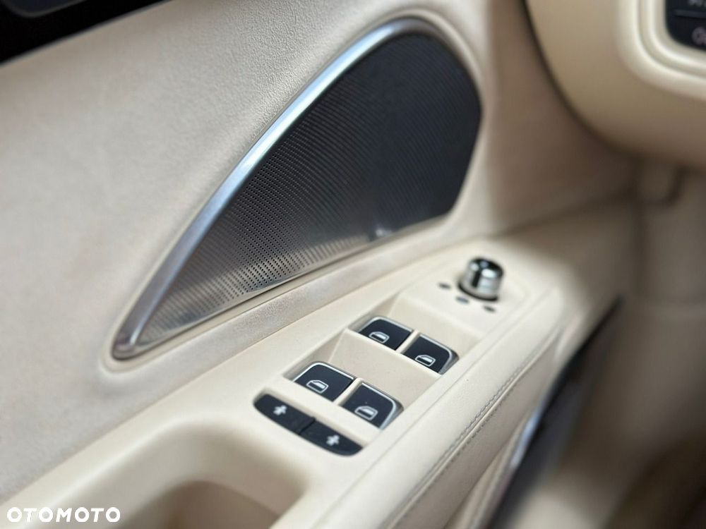 Audi A8 - 15