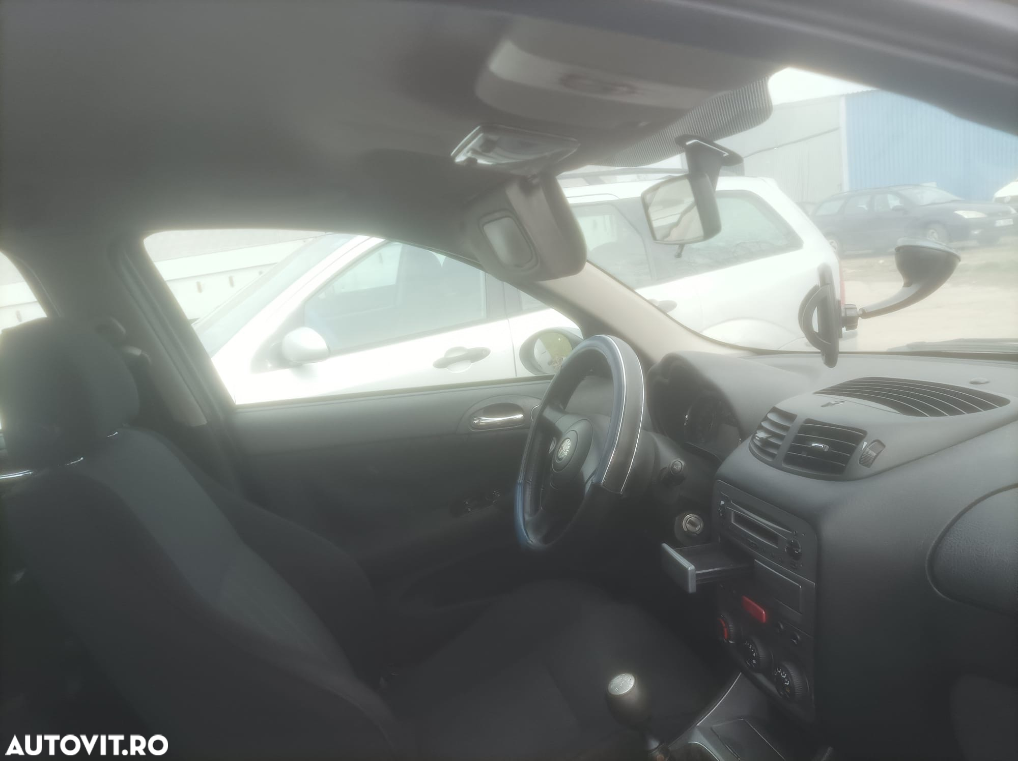 Alfa Romeo 147 1.9 JTD Medium - 10