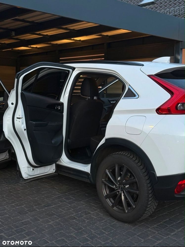 Mitsubishi Eclipse Cross - 9