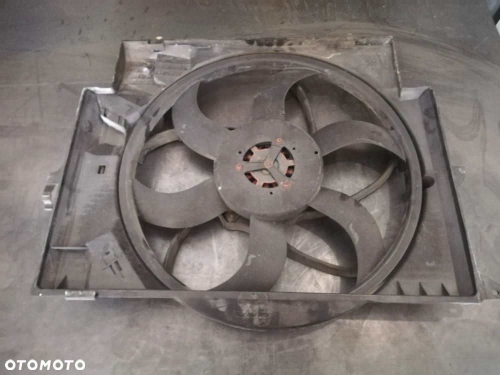 BMW E81 E82 E84 E87 E90 E91 WENTYLATOR CHŁODNICY 7588974 - 1