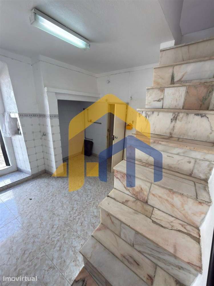 Moradia T1 com Jardim | Dentro da Muralha de Estremoz - Grande imagem: 3/27