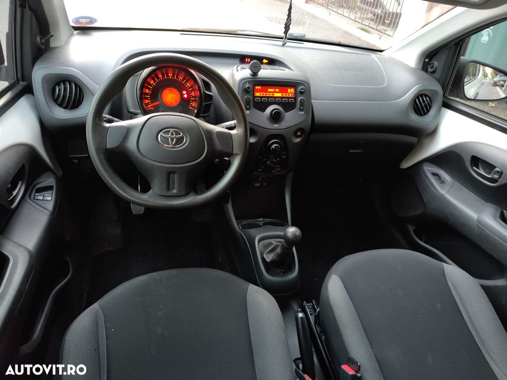 Toyota Aygo 1.0 X - 11