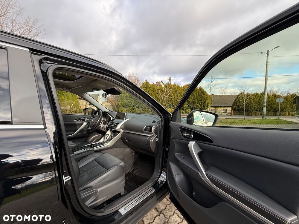 Mitsubishi Eclipse Cross 1.5 T GPF Intense Pro CVT 4WD - 23