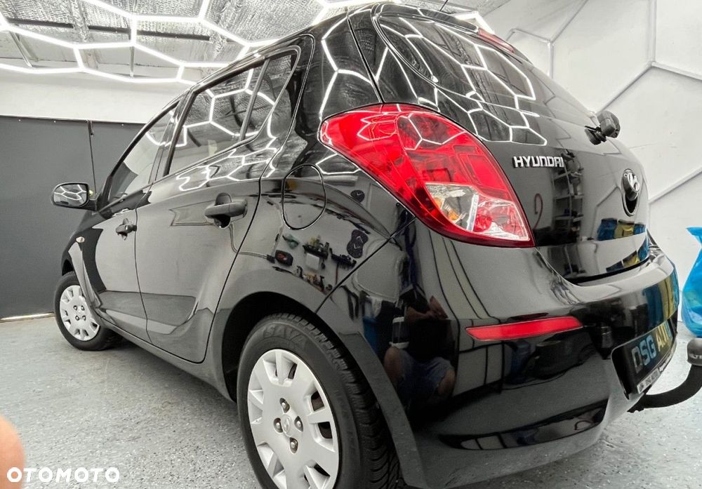 Hyundai i20 - 16