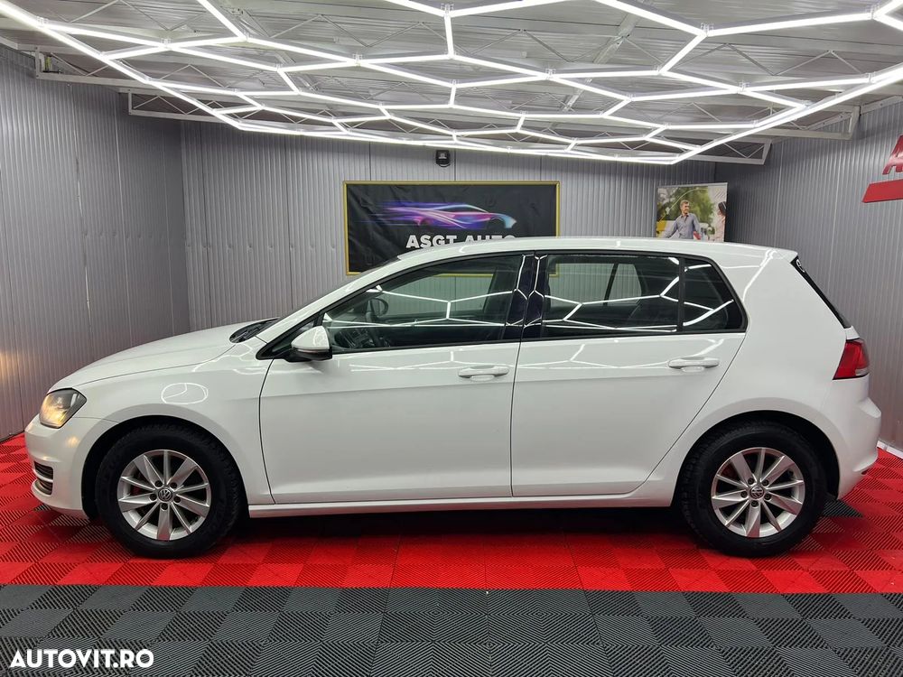 Volkswagen Golf - 19