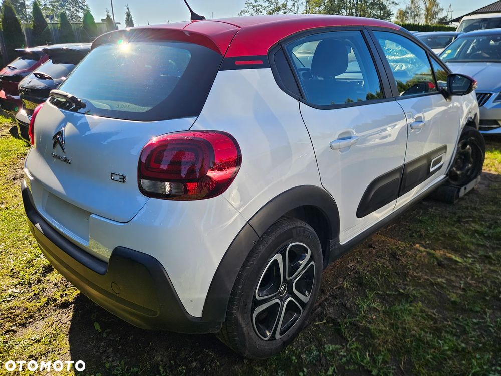Citroën C3 1.2 PureTech Shine - 4