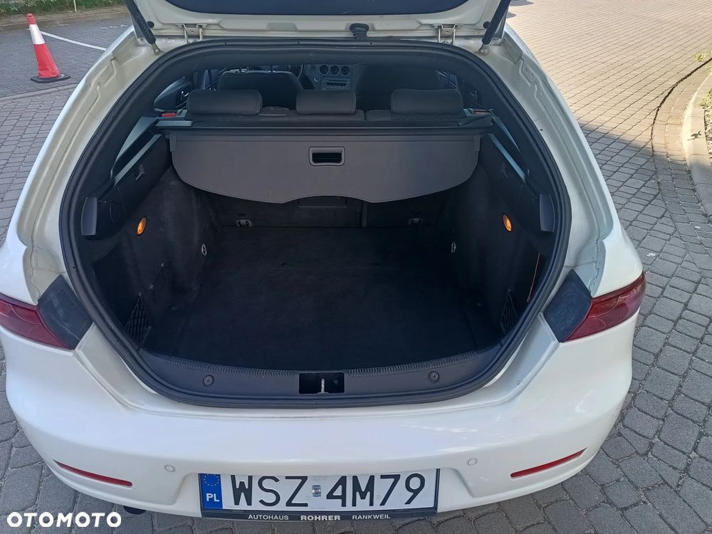 Alfa Romeo 159 - 6