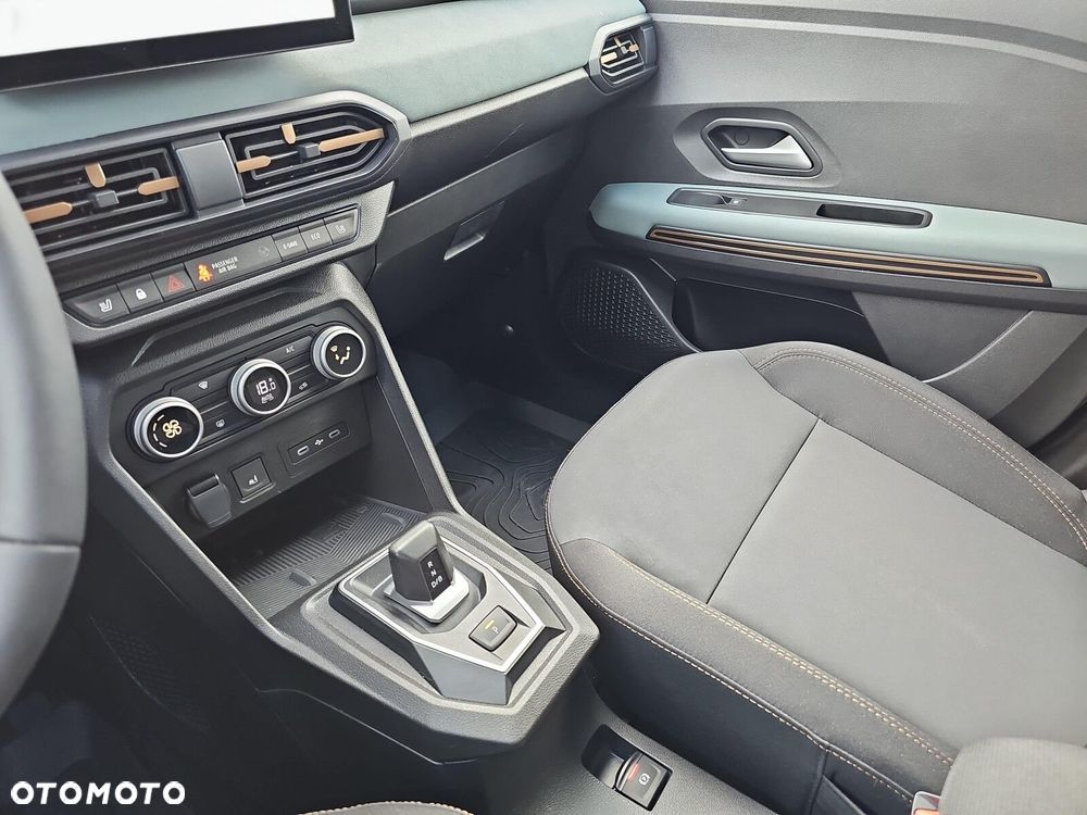 Dacia Jogger 1.8 Full Hybrid 155 Extreme MMT 7os - 24