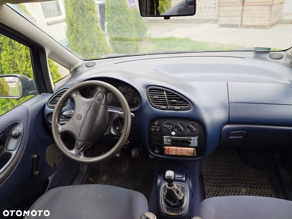 Volkswagen Sharan 1.9 TDI GL - 4