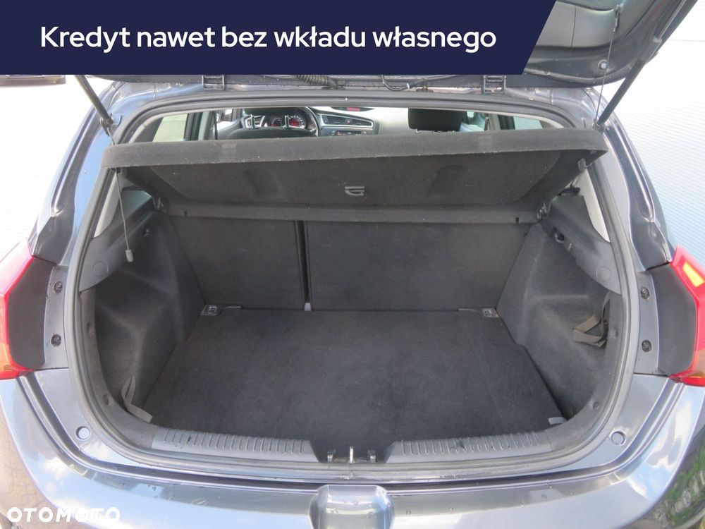 Kia Ceed - 15