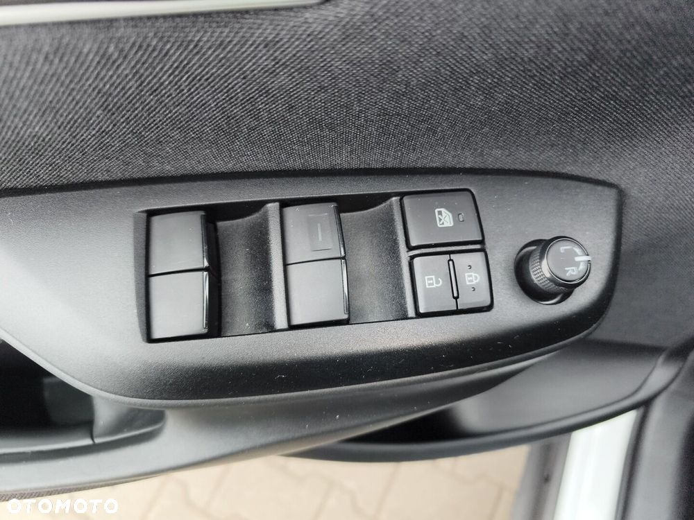 Toyota Yaris Cross - 19