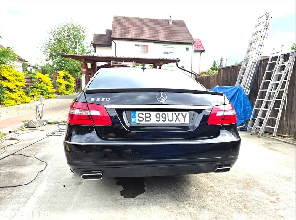 Mercedes-Benz E 220 BlueTEC Aut. - 13