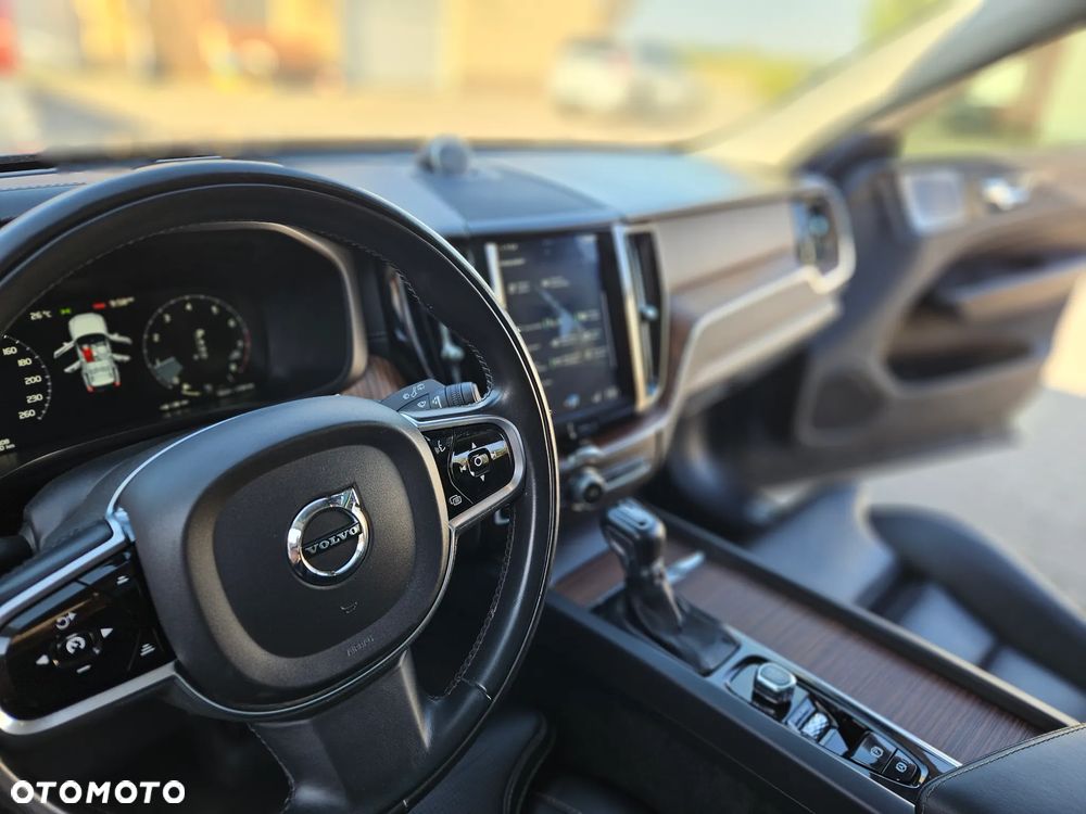Volvo XC 60 T6 AWD Inscription - 11