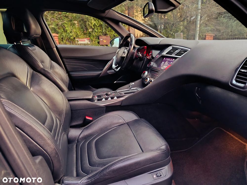 Citroën DS5 e-HDi 110 EGS6 SoChic - 10