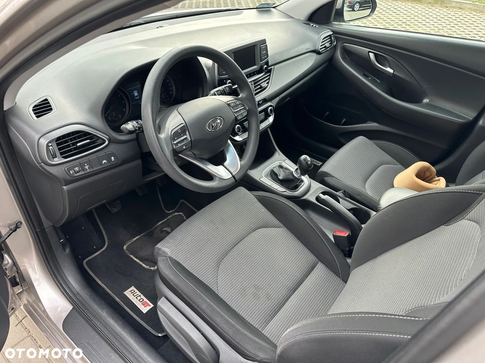 Hyundai i30 1.4 Classic + - 5