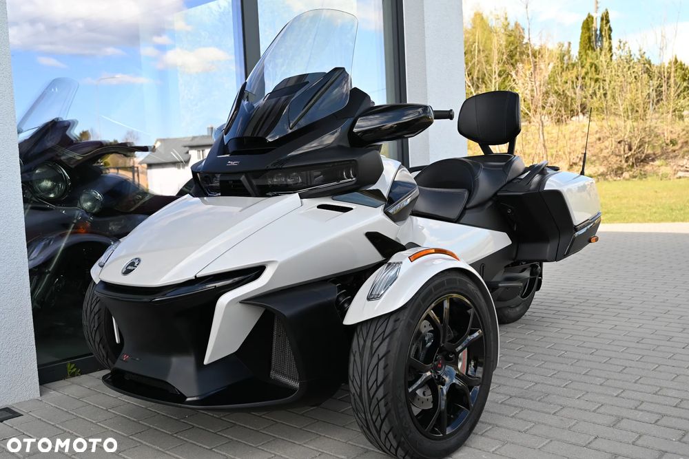 Can-Am Spyder - 41