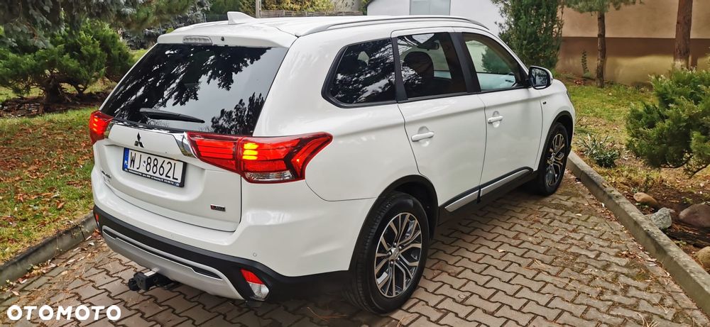 Mitsubishi Outlander - 5