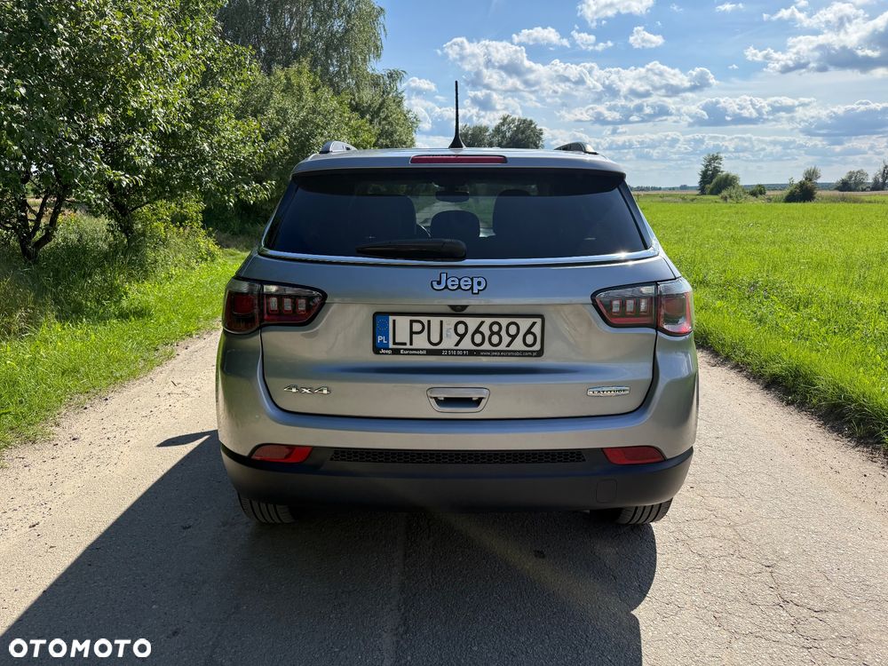 Jeep Compass - 4