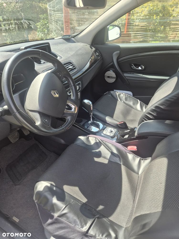 Renault Megane 1.2 16V TCe Bose EDC - 5