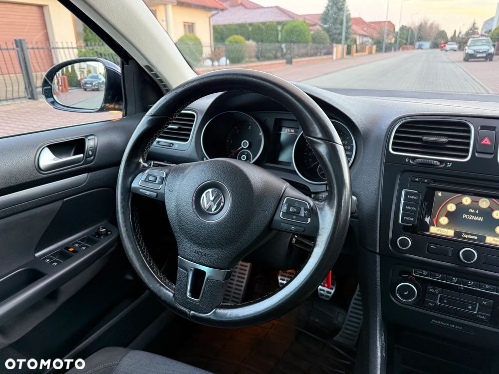 Volkswagen Golf Variant 2.0 TDI Highline - 29