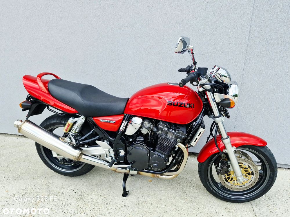 Suzuki GSX - 4