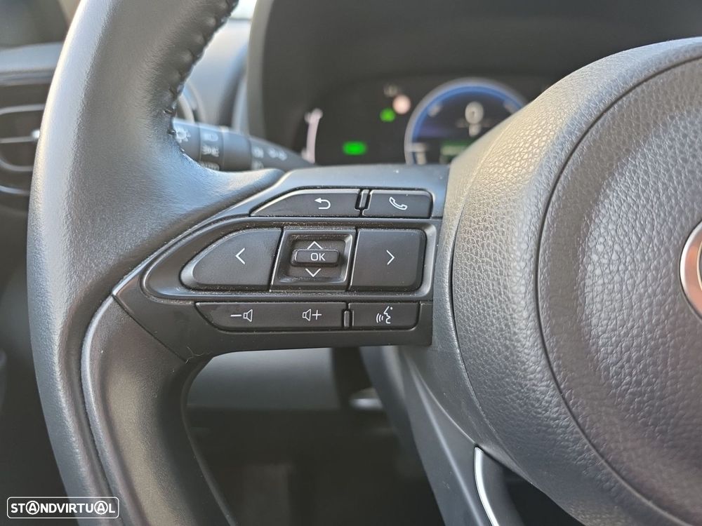 Toyota Yaris Cross 1.5 HDF Comfort Plus - 16