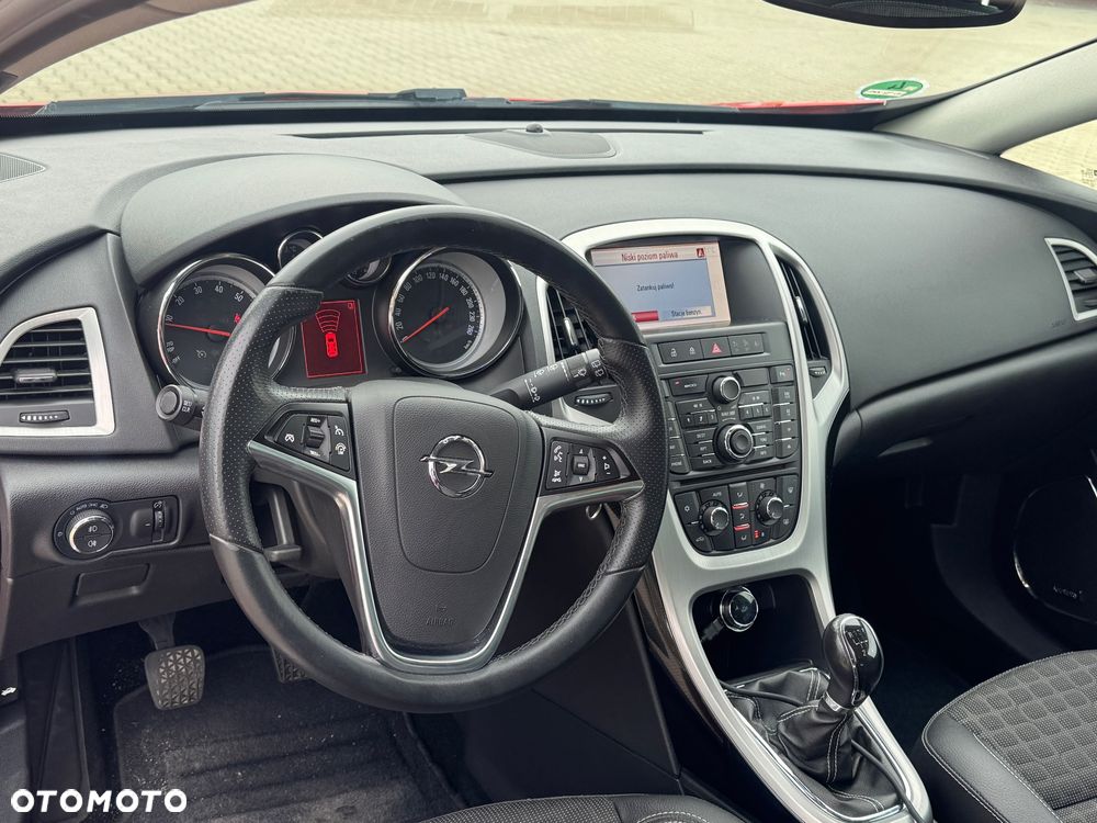 Opel Astra 1.4 Turbo Innovation - 11