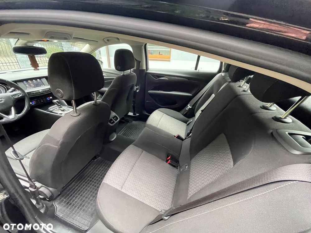 Opel Insignia 1.5 T Exclusive S&S - 17